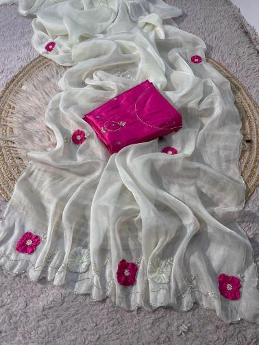 Vastrangan handwork panel saree supplier